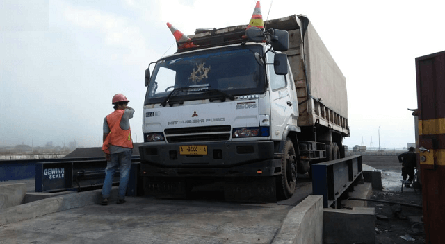 Jembatan Timbang di PT. Tubagus Jaya Mandiri